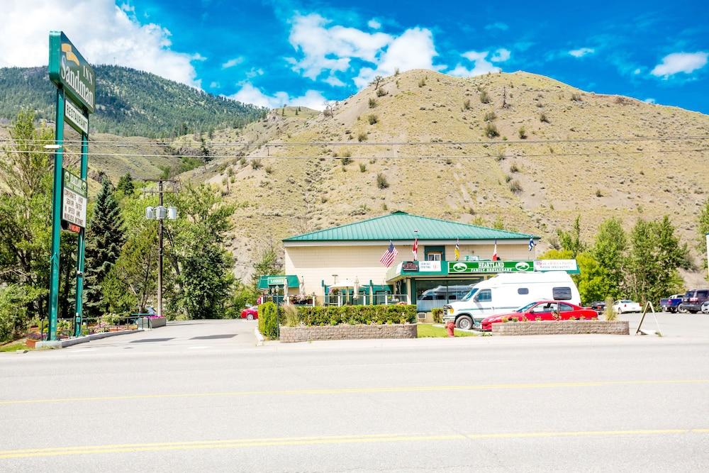 Sandman Inn Cache Creek Exterior foto